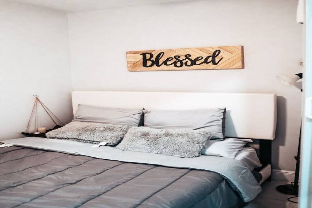 Photo of Bedroom in Flagler Village