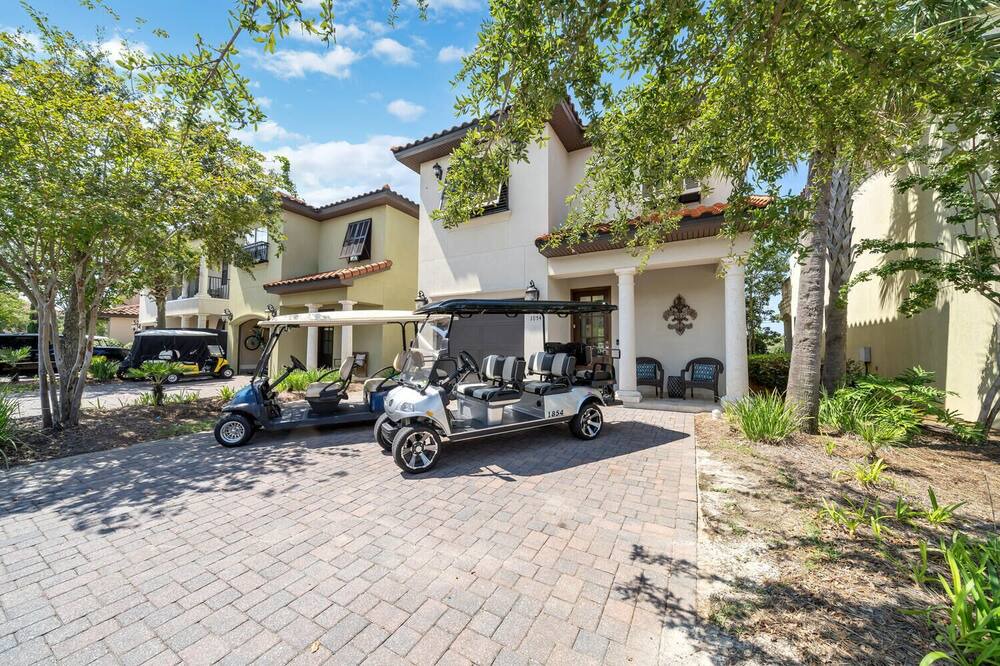 Photo of Others in Villa Lago