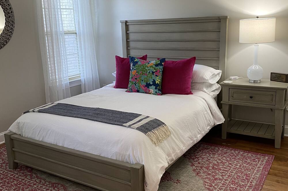 Photo of Bedroom in Oxford
