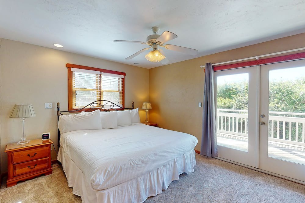 Photo of Others in Sea Palm Village
