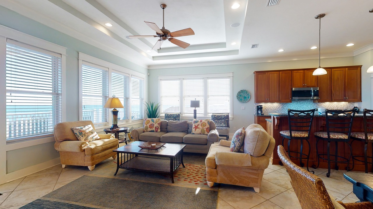 Photo of Livingroom in Sea Palm Village