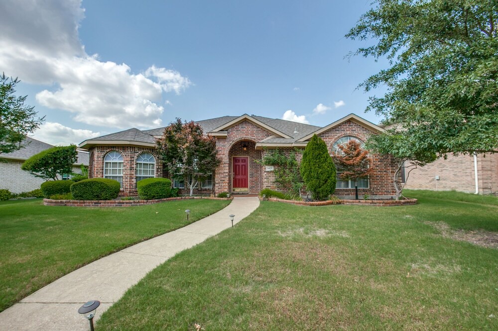 Photo of Outdoor in Allen
