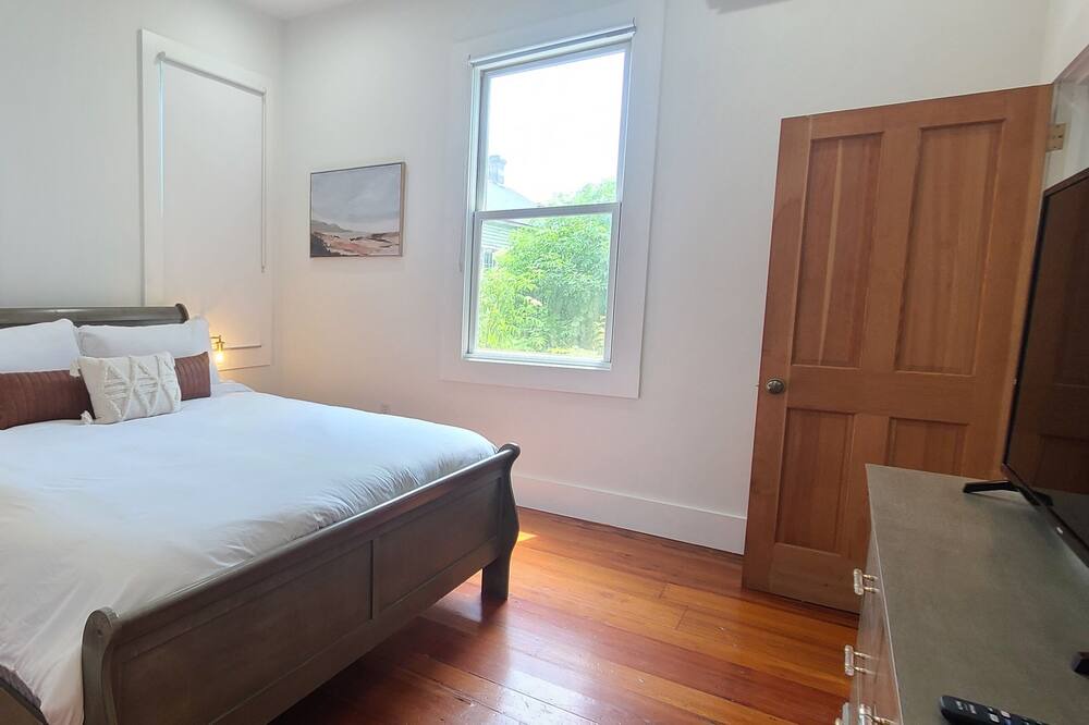 Photo of Bedroom in South 7th Ward