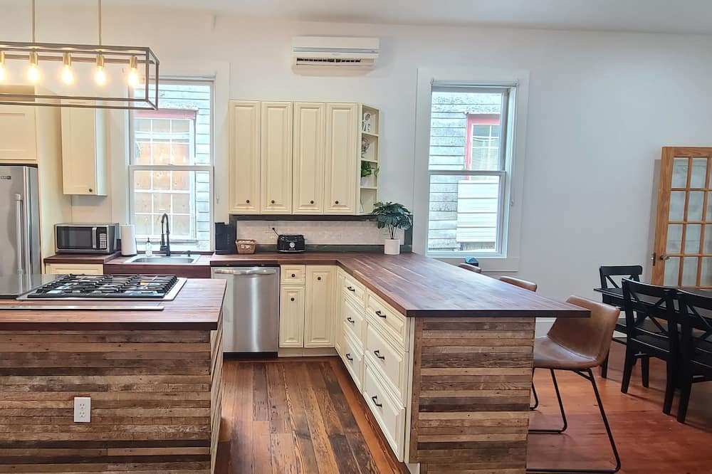 Photo of Kitchen in South 7th Ward