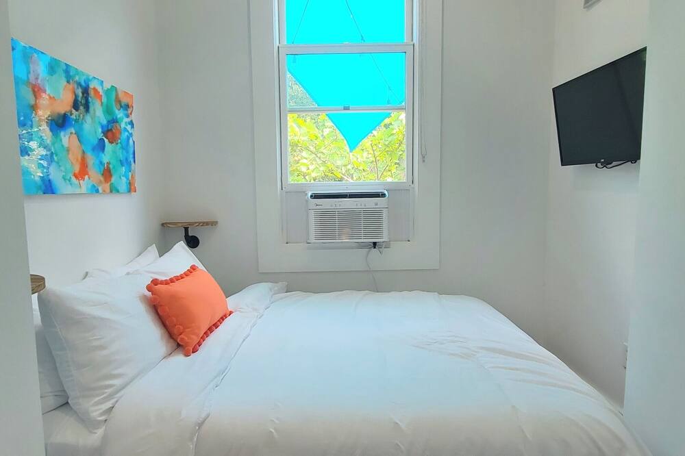 Photo of Bedroom in South 7th Ward