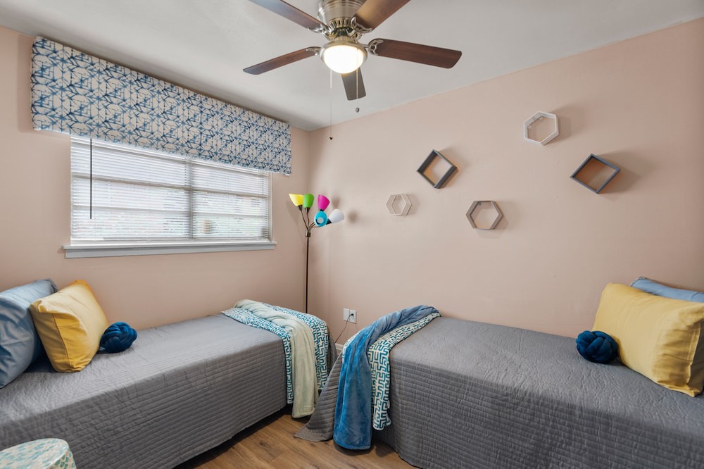 Photo of Bedroom in Shreveport