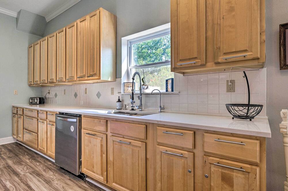 Photo of Kitchen in Waveland