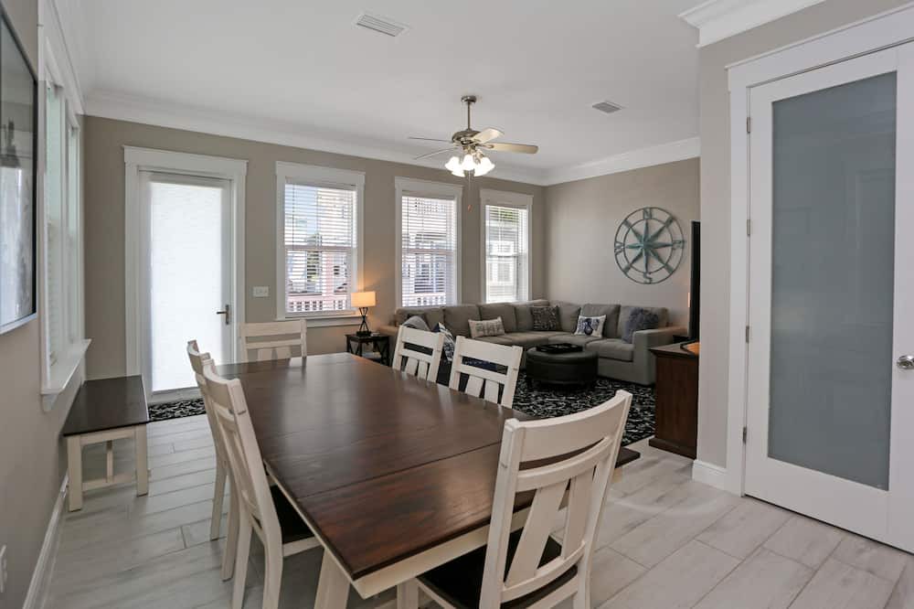 Photo of Bedroom in Waterside Village