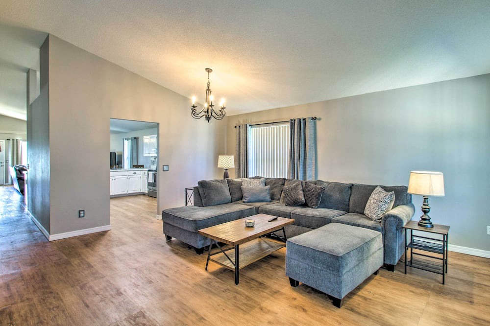 Photo of Livingroom in West Pensacola
