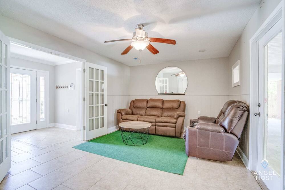 Photo of Bedroom in New Orleans East Area