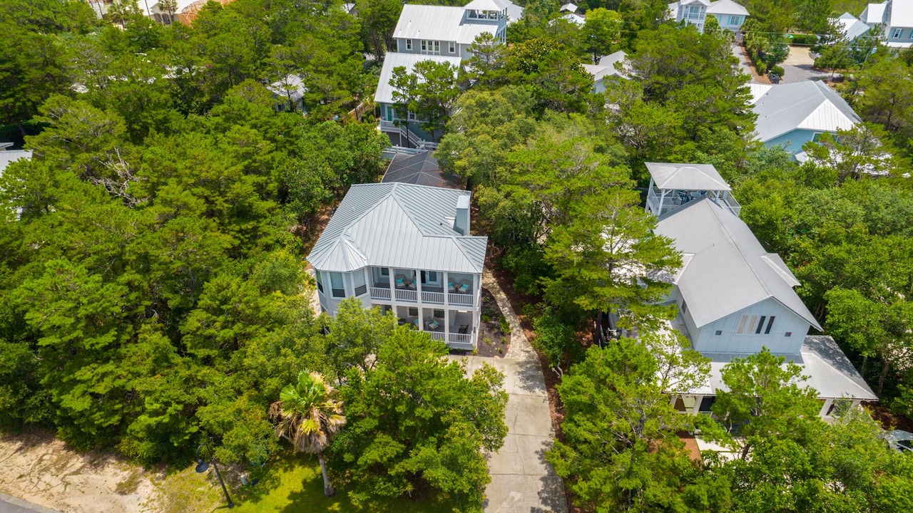 Photo of Outdoor in White's Gulfview