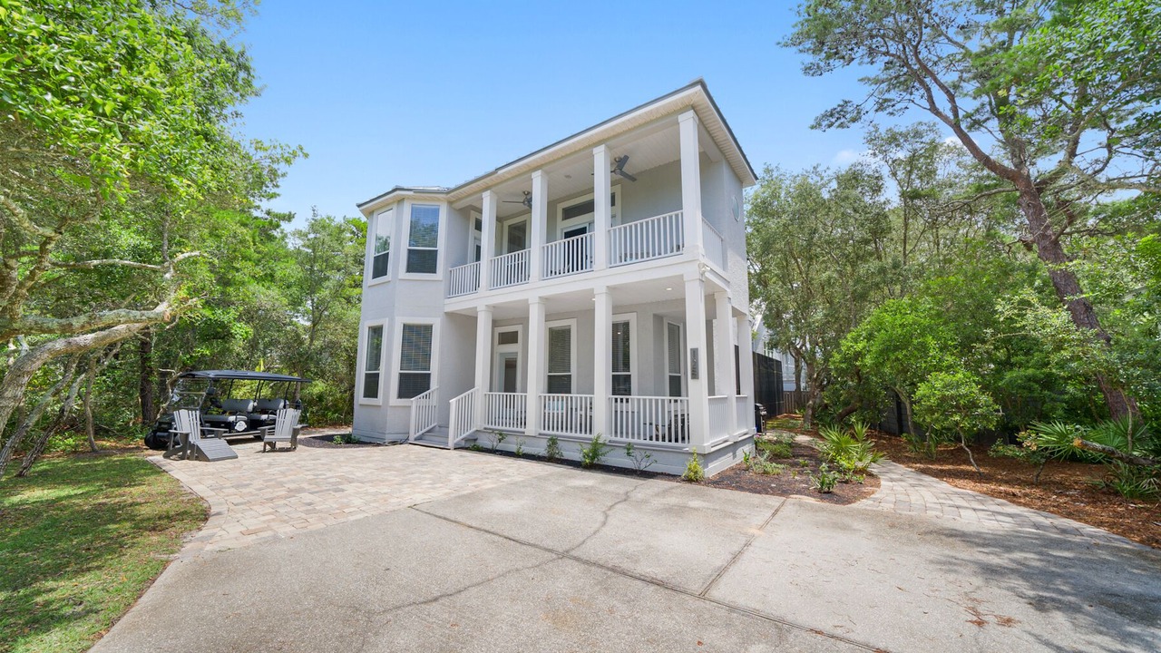 Photo of Outdoor in White's Gulfview