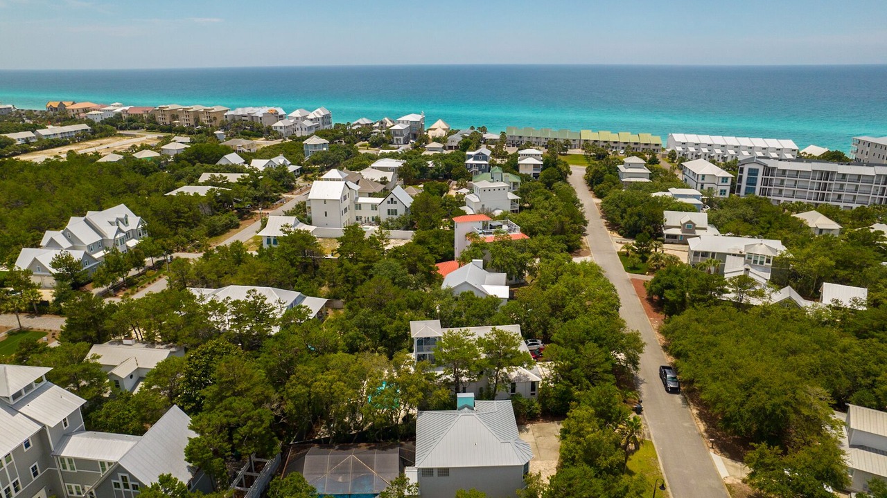 Photo of Outdoor in White's Gulfview