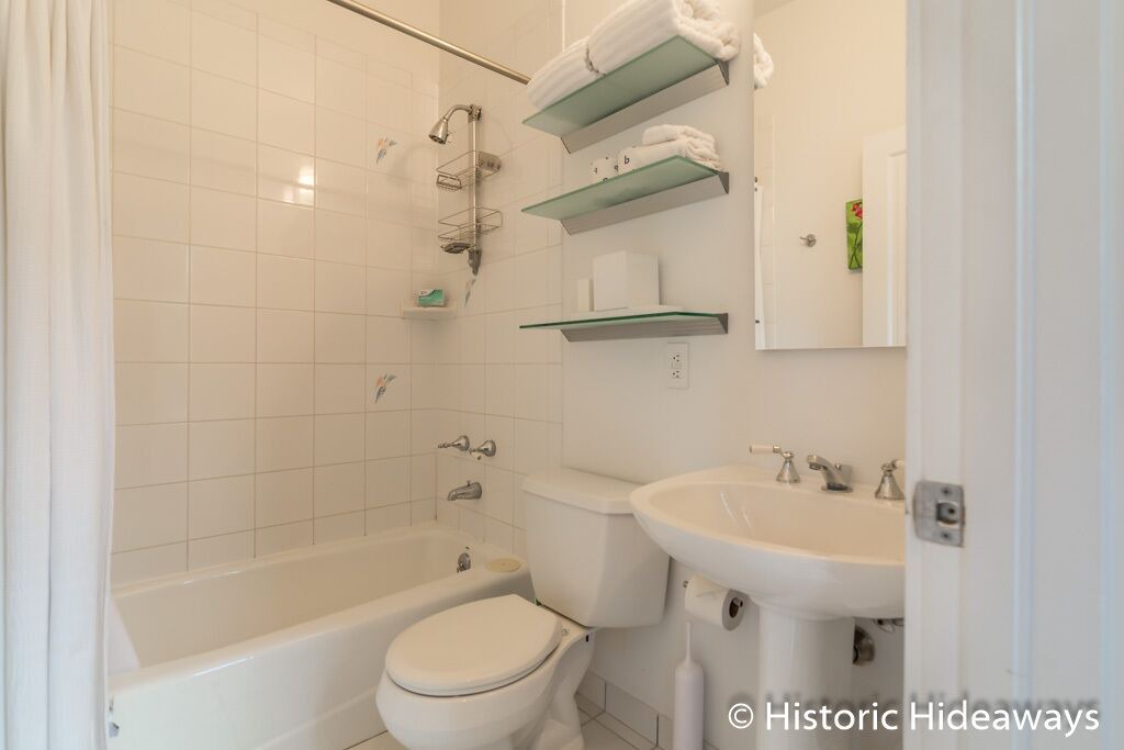 Photo of Bathroom in Old Town
