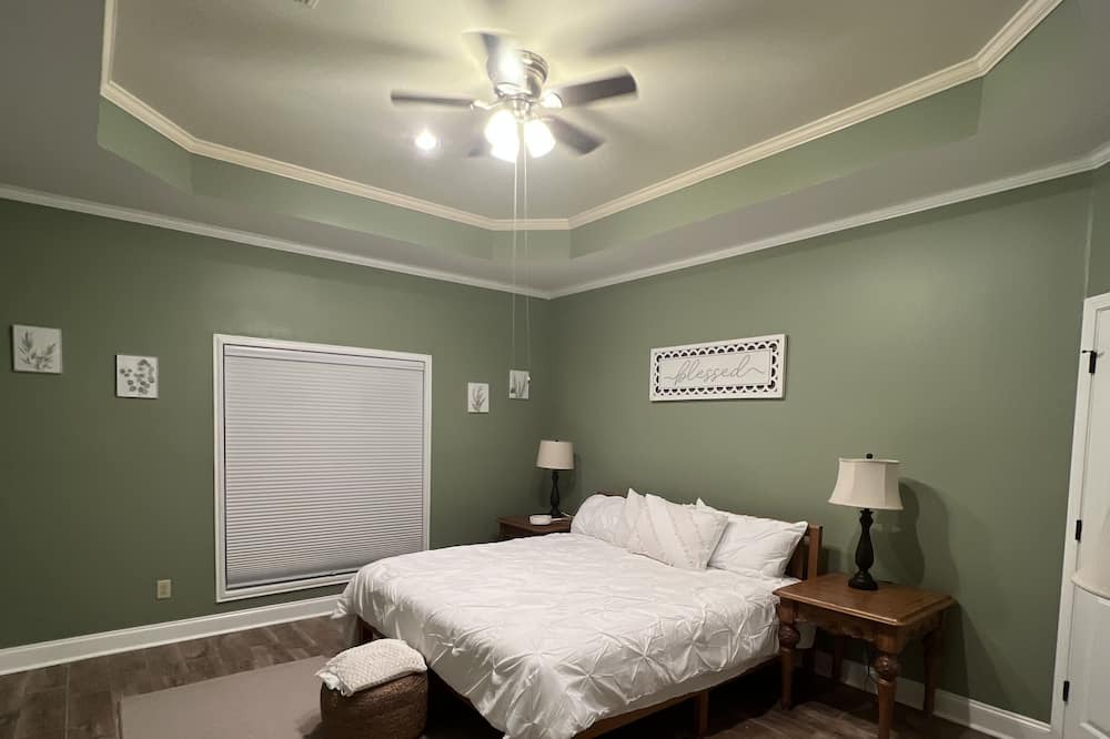 Photo of Bedroom in Milton