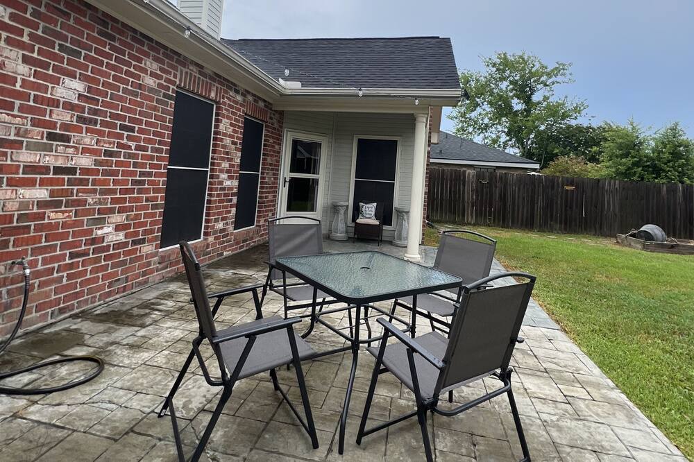 Photo of Patio Balcony in Milton