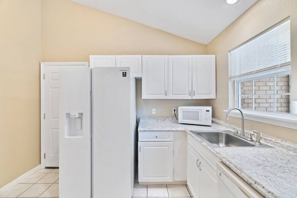 Photo of Kitchen in Ono Island
