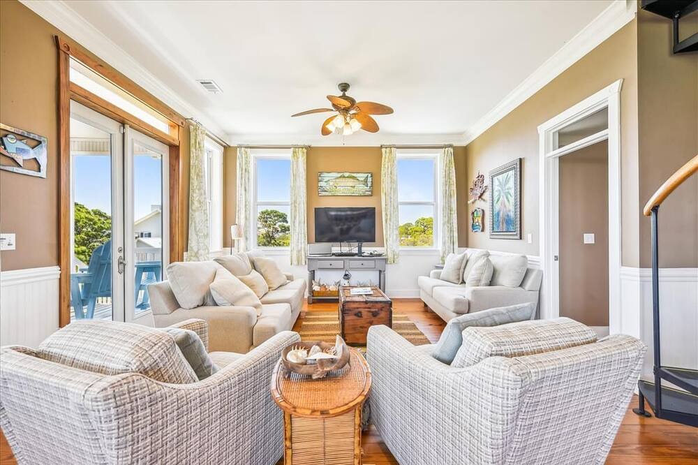 Photo of Bedroom in Sea Palm Village