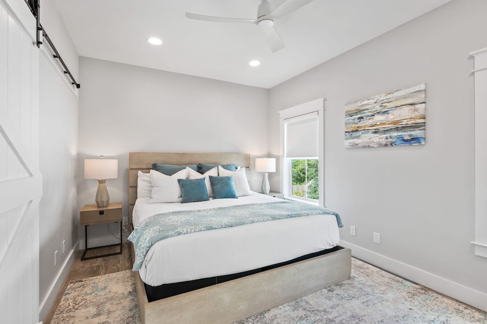 Photo of Bedroom in Village of Sugar Beach