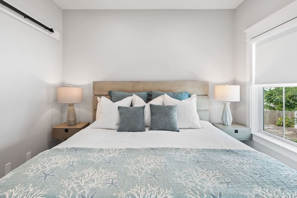 Photo of Bedroom in Village of Sugar Beach