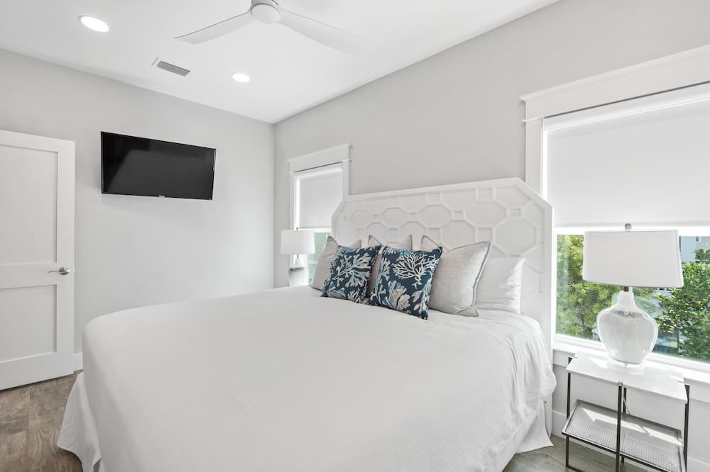 Photo of Bedroom in Village of Sugar Beach