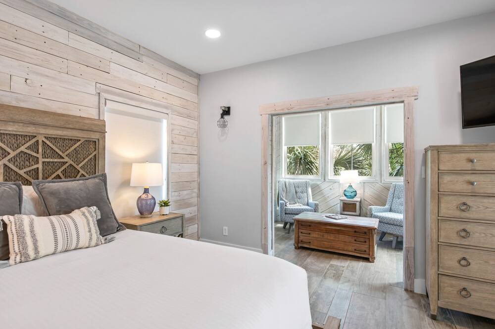 Photo of Bedroom in Village of Sugar Beach