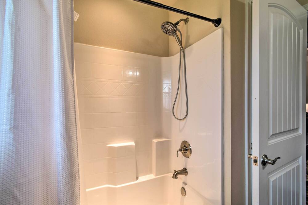 Photo of Bathroom in Foley