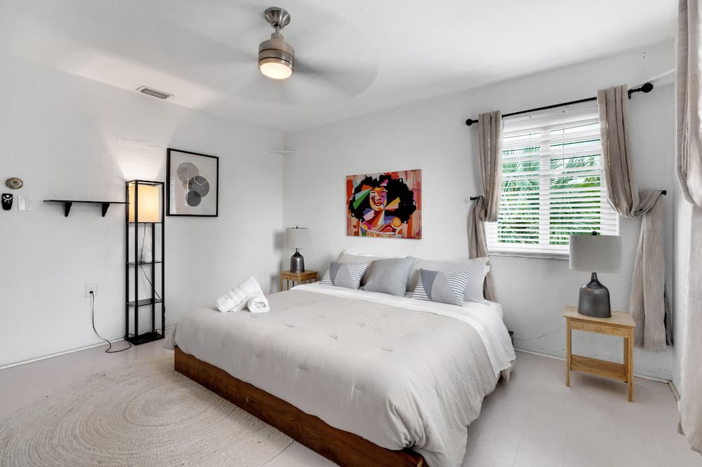 Photo of Bedroom in Seybold