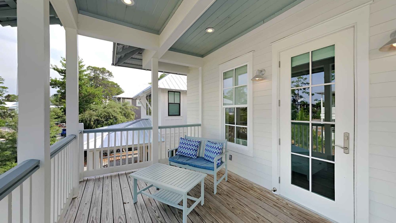 Photo of Outdoor in Lakeside at Blue Mountain Beach