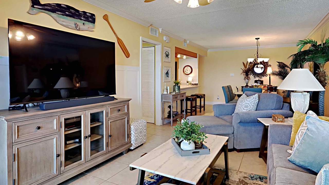 Photo of Livingroom in Fort Walton Beach