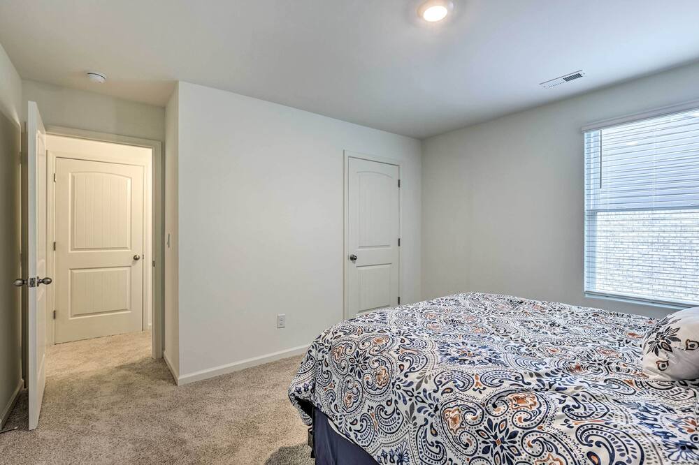 Photo of Bedroom in Gardendale