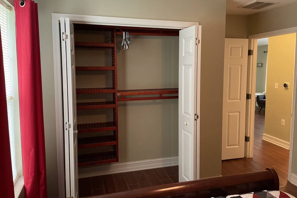 Photo of Bedroom in Lake Bradford -Cascade Lake