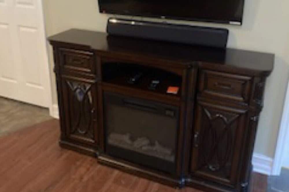 Photo of Bedroom in Lake Bradford -Cascade Lake