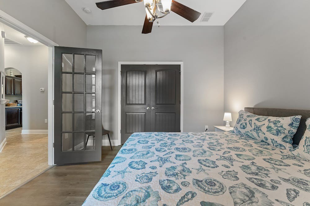 Photo of Bedroom in Gulf Breeze