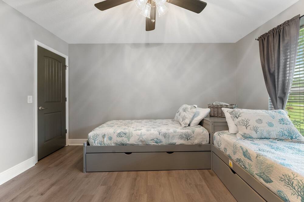 Photo of Bedroom in Gulf Breeze