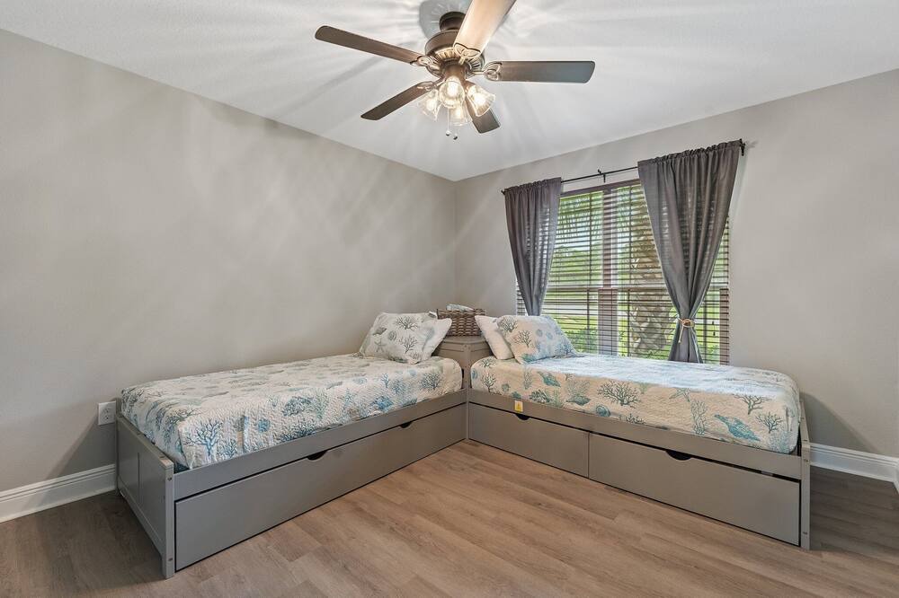 Photo of Bedroom in Gulf Breeze