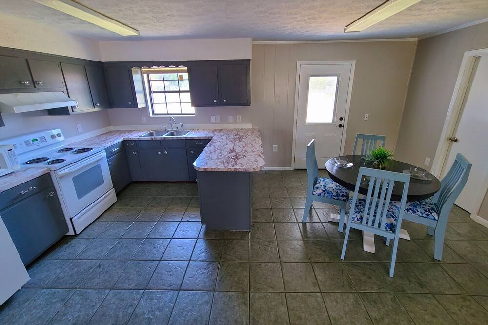 Photo of Kitchen in Thomas Drive