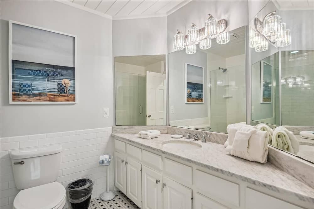 Photo of Bathroom in Treasure Beach Village