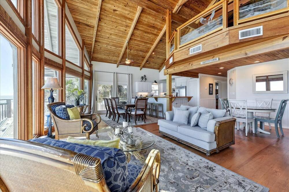 Photo of Livingroom in Treasure Beach Village