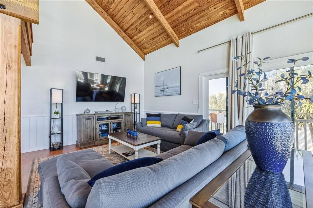 Photo of Livingroom in Treasure Beach Village