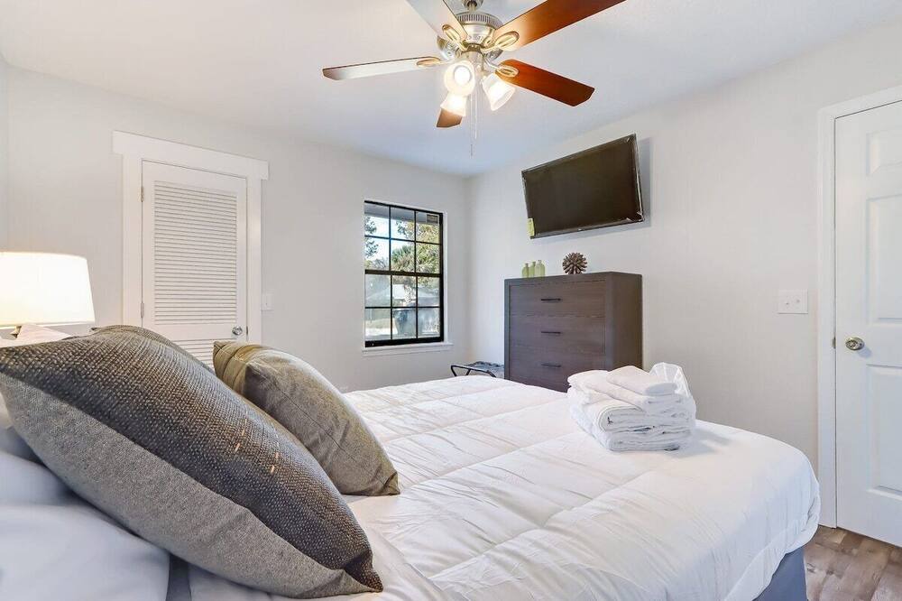 Photo of Bedroom in Jacksonville