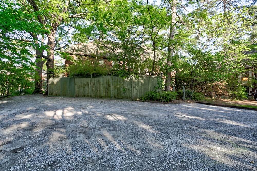 Photo of Outdoor in Greater Belhaven
