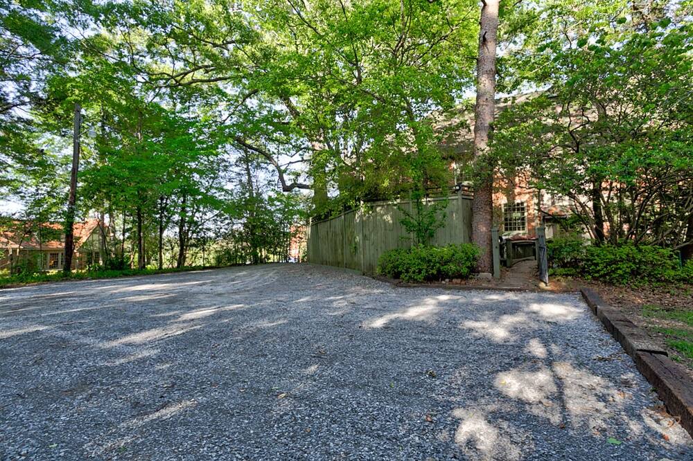 Photo of Outdoor in Greater Belhaven