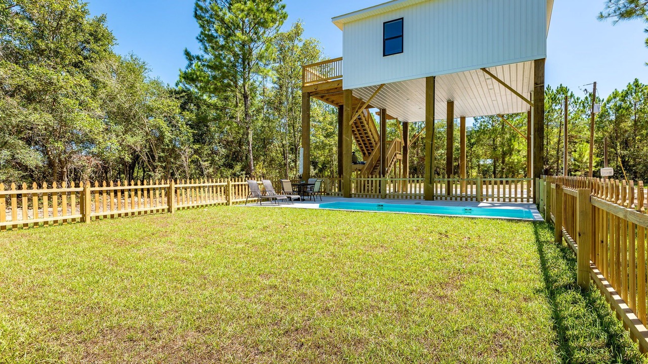 Photo of Outdoor in Henderson Point