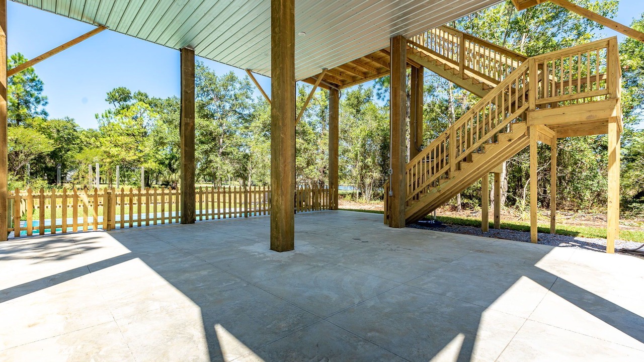 Photo of Outdoor in Henderson Point