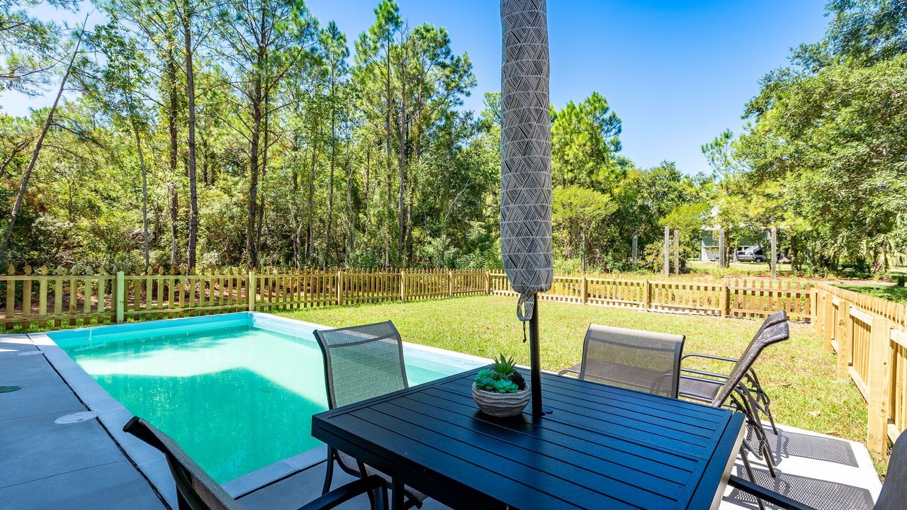 Photo of Outdoor in Henderson Point