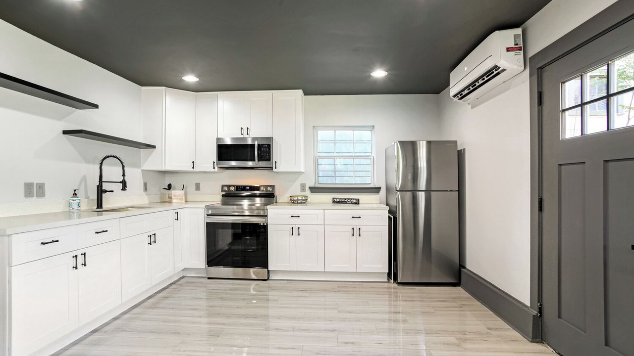 Photo of Kitchen in Algiers Point