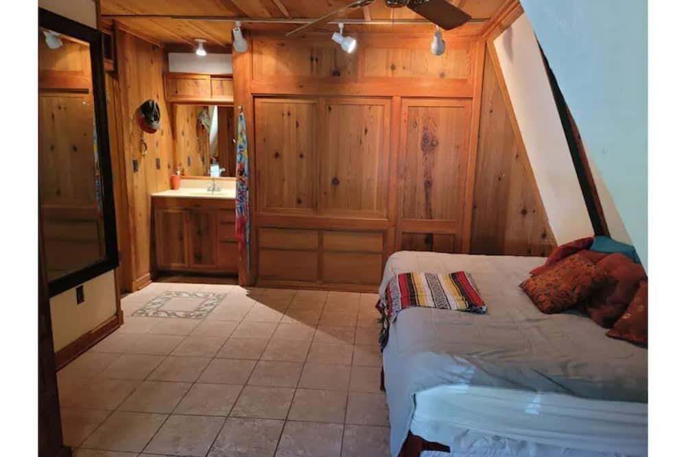 Photo of Bedroom in Crawfordville