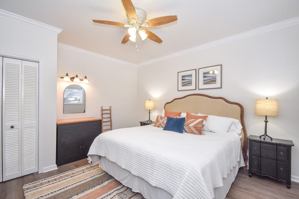 Photo of Bedroom in Dadeville