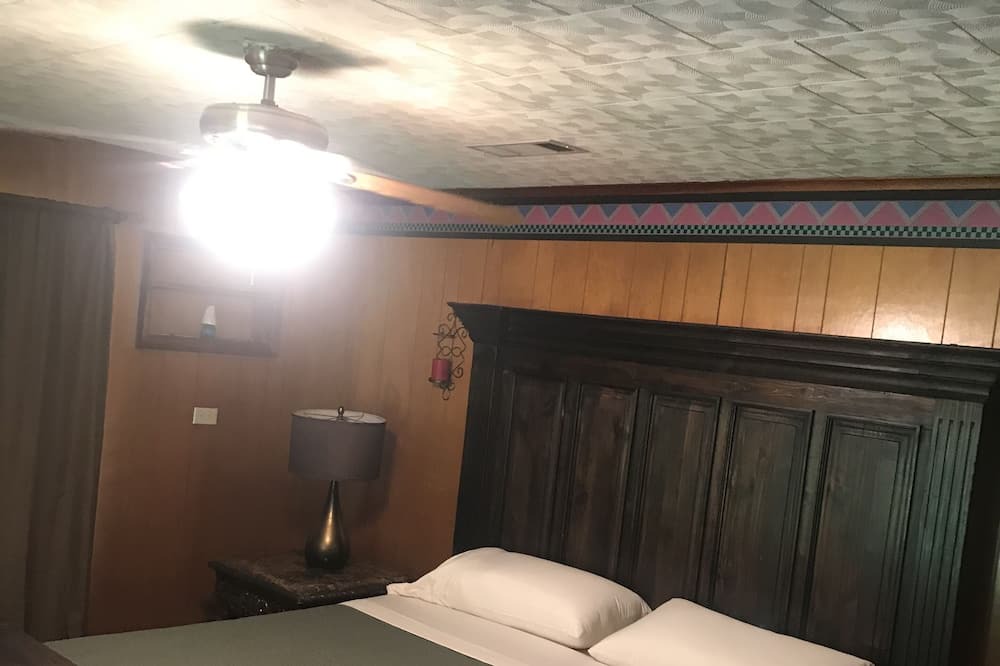 Photo of Bedroom in Hemphill